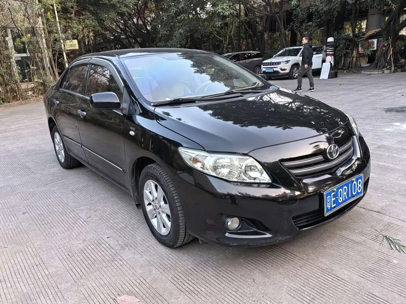 Toyota Corolla 2009 1.6L Automatic GL Sunroof Special Edition фото 3