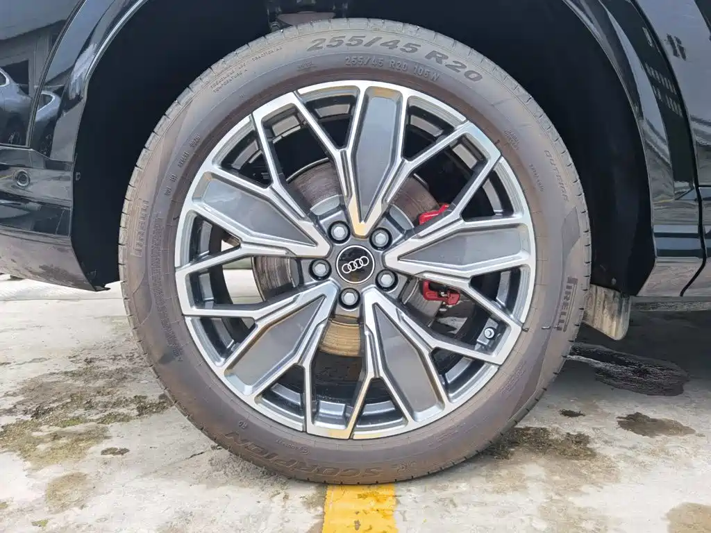 Audi Q5L 2026 2026 Luxury Sport 150kW