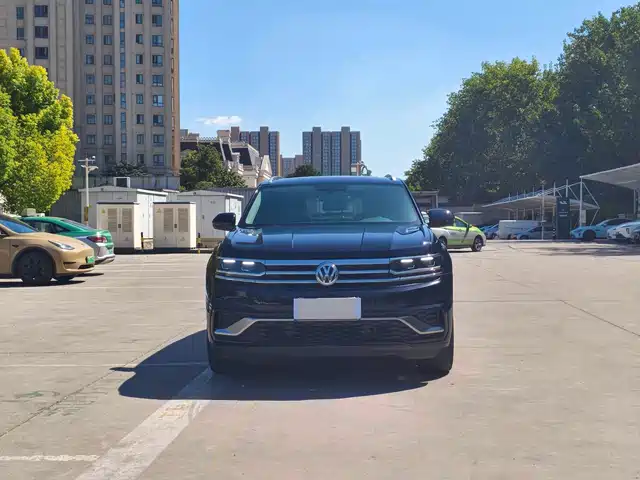 Volkswagen Teramont 2019 Teramont X 330TSI 2WD Premium Luxury Edition — фото 2