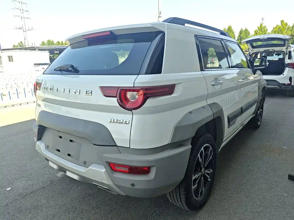 BAIC ORV Beijing Offroad BJ20 2018 2016 1.5T CVT Luxury