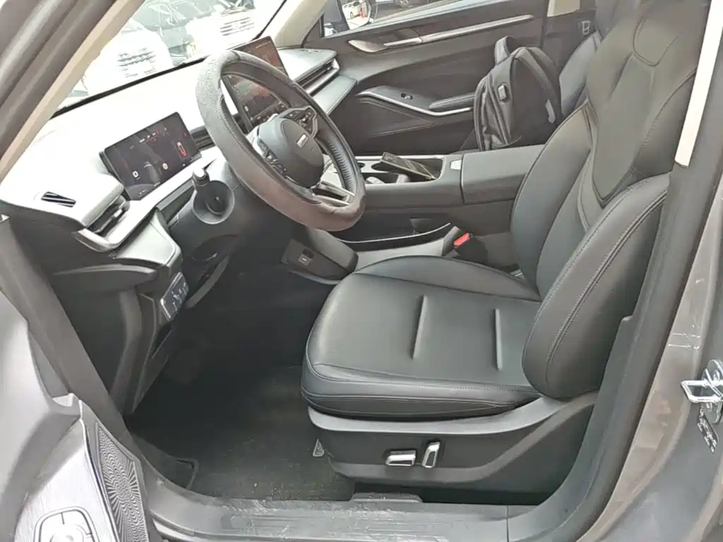 Фото 15 - Haval H6