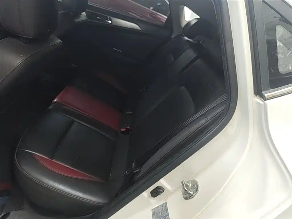 Changan Eado XT 2016 2016 1.6L Manual Stylish Cool Edition