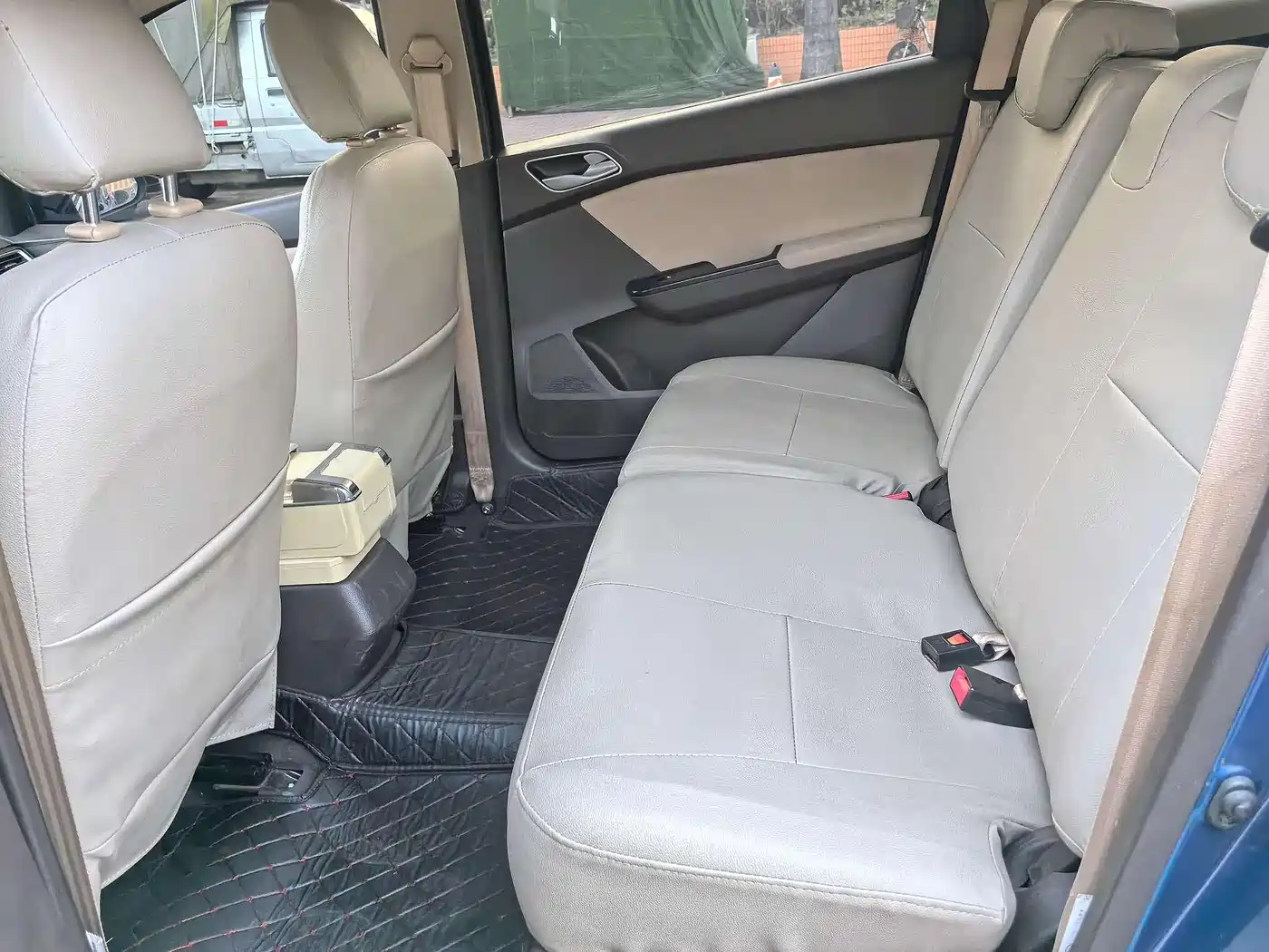 Baojun 310W 2018 2017 1.5L Manual Comfort China V