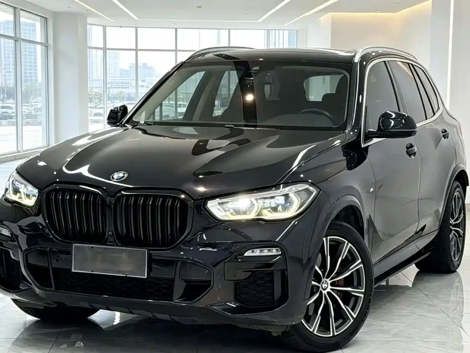 Photo 3 - BMW X5 (Import)