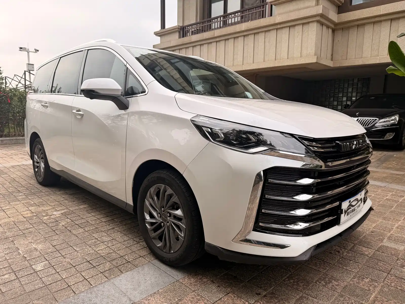 Фото 3 - Maxus Maxus G50