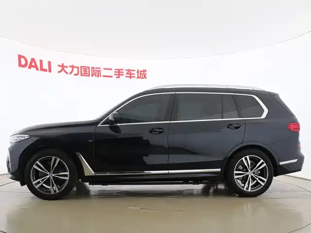 BMW X7 2021 xDrive40i Premium M Sport Package — фото 4