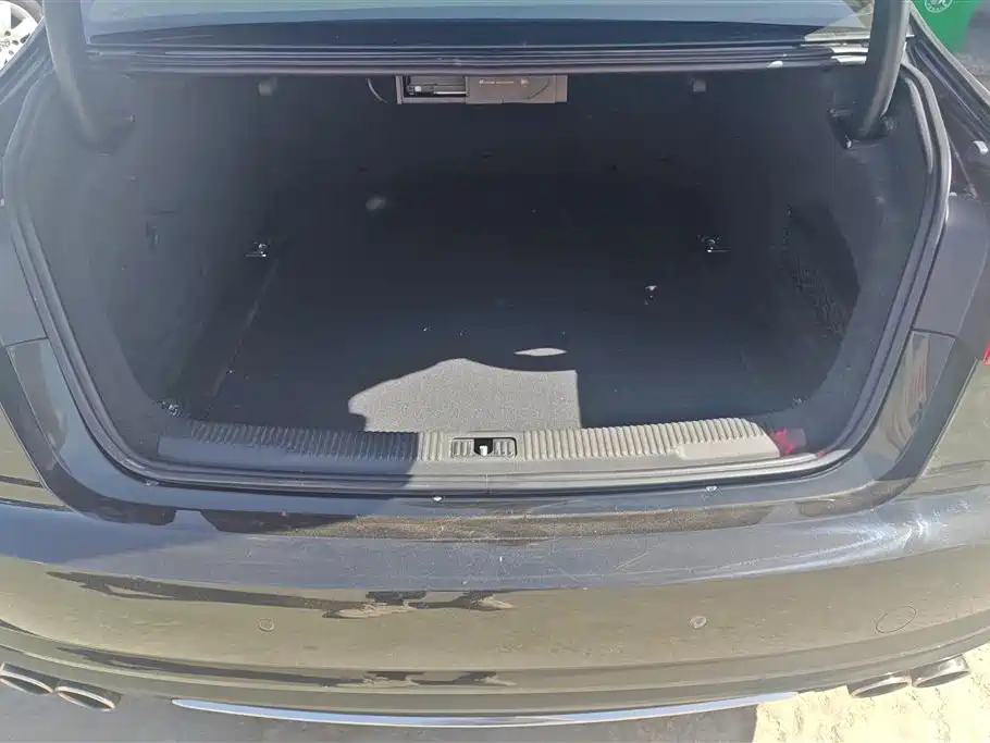 Audi A6L 2012 30 FSI Comfort фото 4
