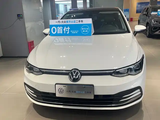 Volkswagen Golf 2023 280TSI DSG Pro — фото 2