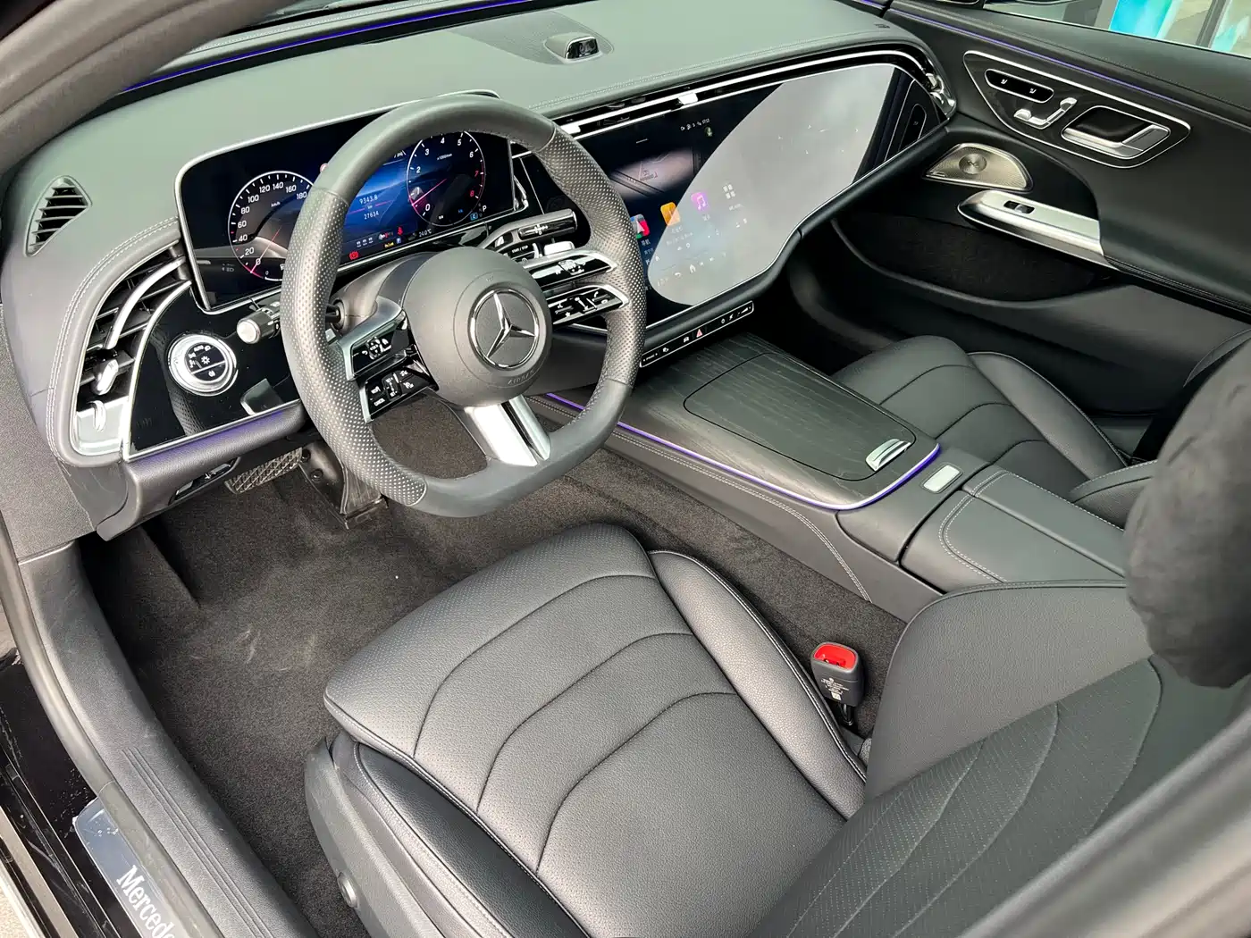 Mercedes-Benz E-Class 2024 Model E 300 L Luxury Sport фото 16