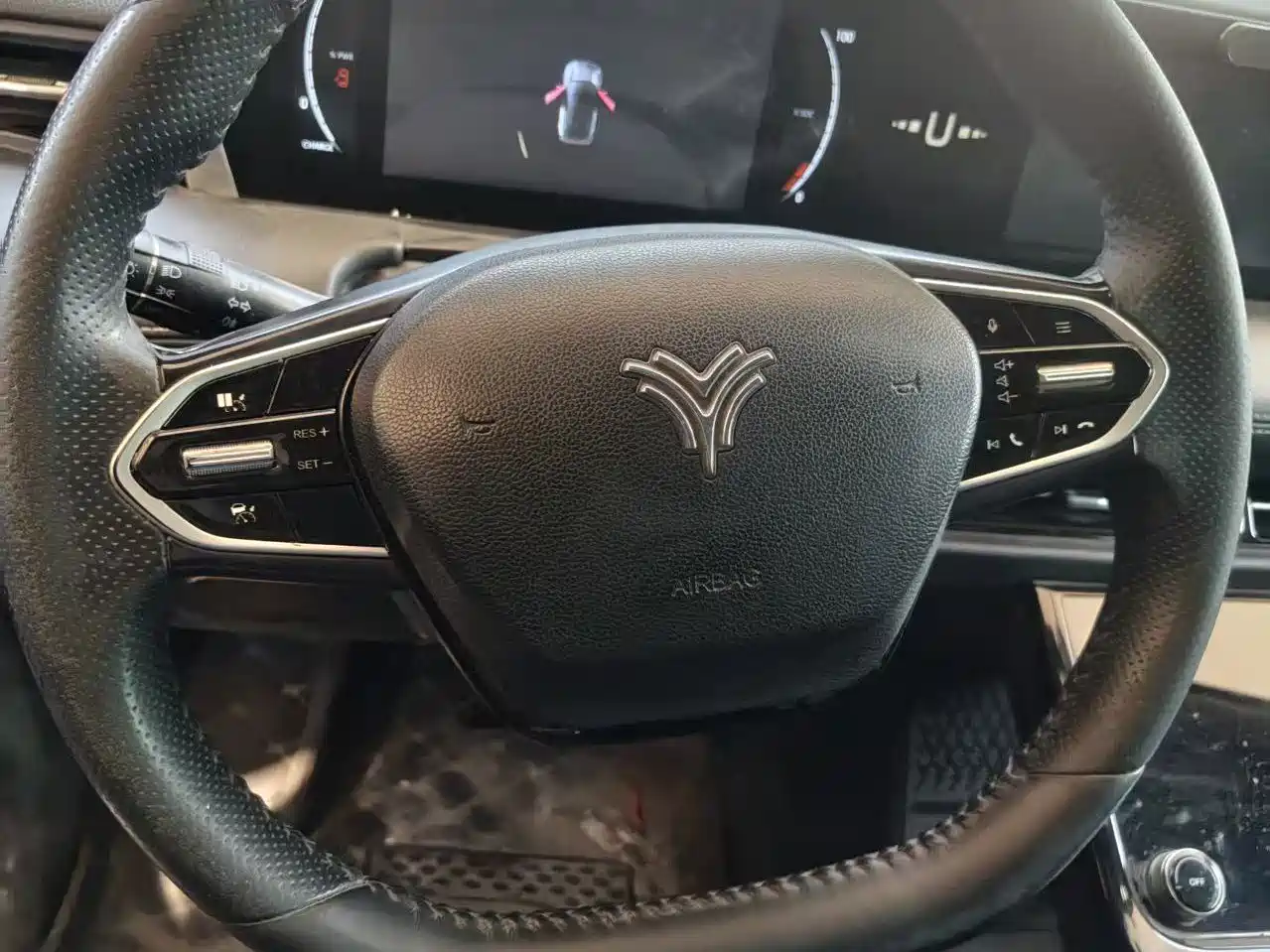 Фото 7 - Nezha Auto Neta U