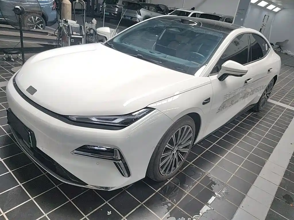 Geely Galaxy Galaxy Xingyao 8 2025