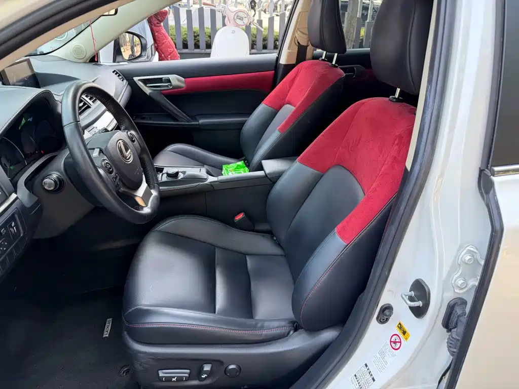 Lexus CT 2019 2017 CT200h Comfort (Single Color, China V)
