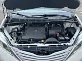 صورة 35 - Toyota Sienna