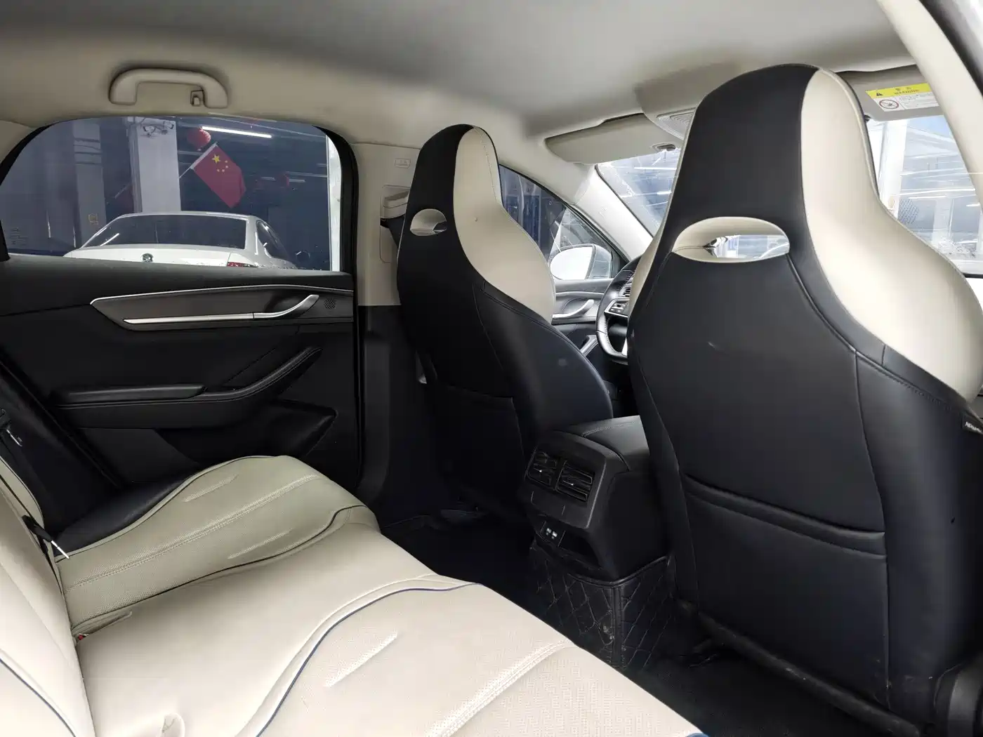 BYD Destroyer 05 2024 Glory Edition DM-i 55KM Luxury фото 11