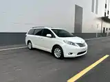صورة 3 - Toyota Sienna