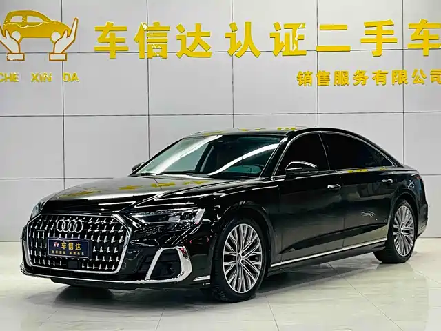 AUDI A8