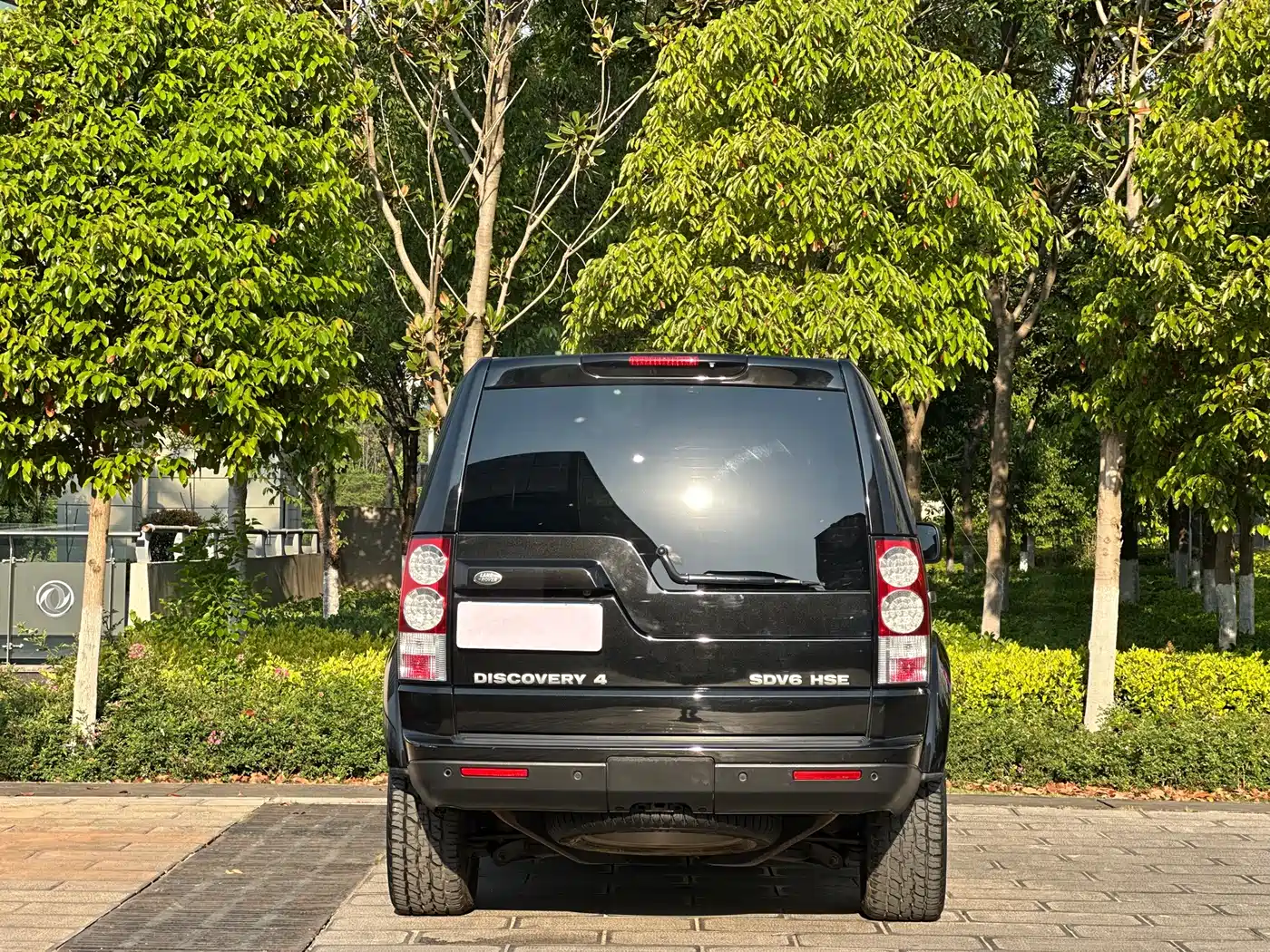 Land Rover Discovery 2012 3.0 SDV6 HSE Diesel фото 5