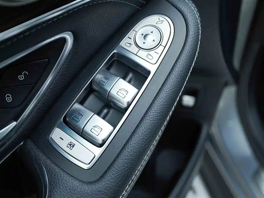 Mercedes-Benz GLC 2019 GLC 260 L 4MATIC Dynamic фото 10