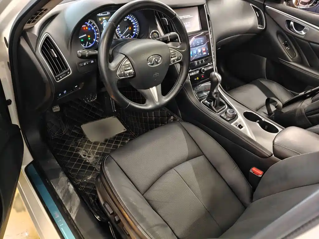 Infiniti Q50L 2015 2015 2.0T Enjoyment Edition