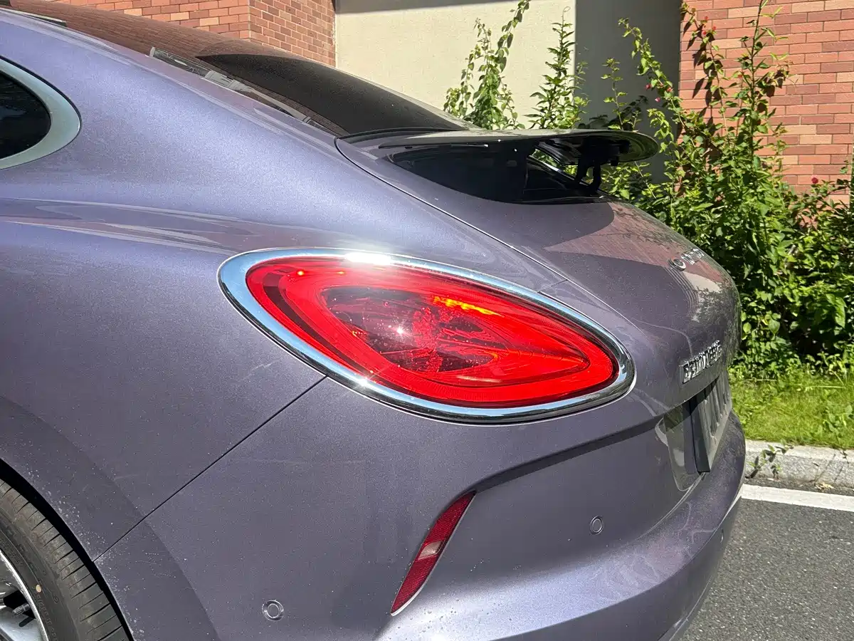 Ora Lightning Cat 2023 2022 555km Premium Edition