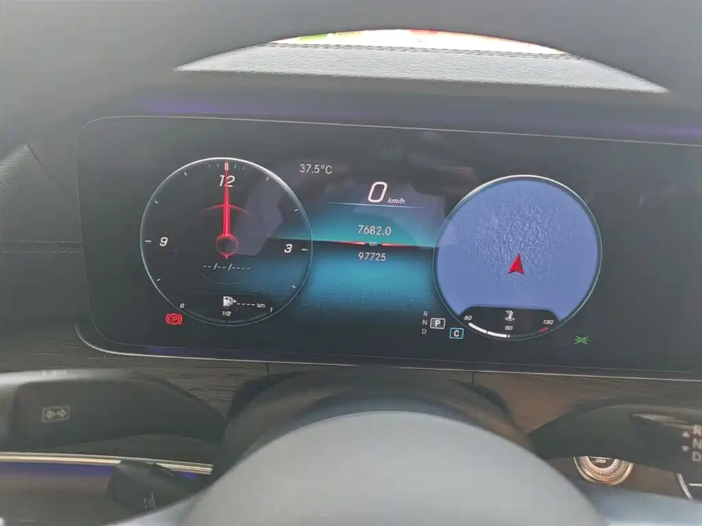 MERCEDES-BENZ E-CLASS