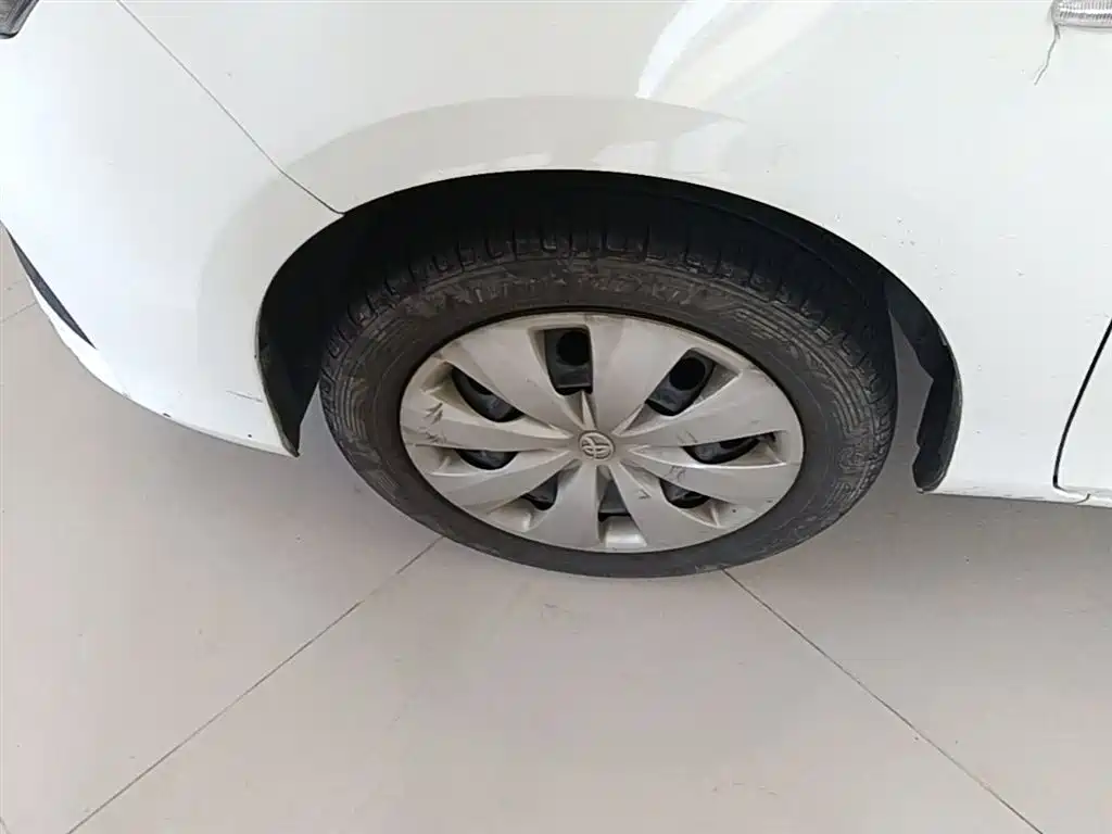 Toyota YARiS L Zhi Xuan 2016 Facelift 1.5E CVT Charming Edition фото 23
