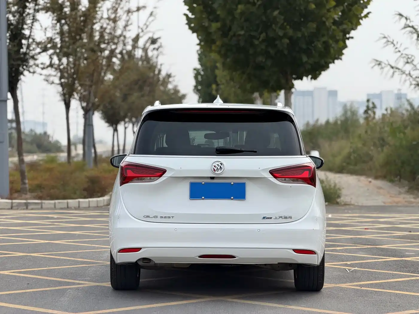 Buick GL6 2022 2021 323T Mild Hybrid Connected Luxury