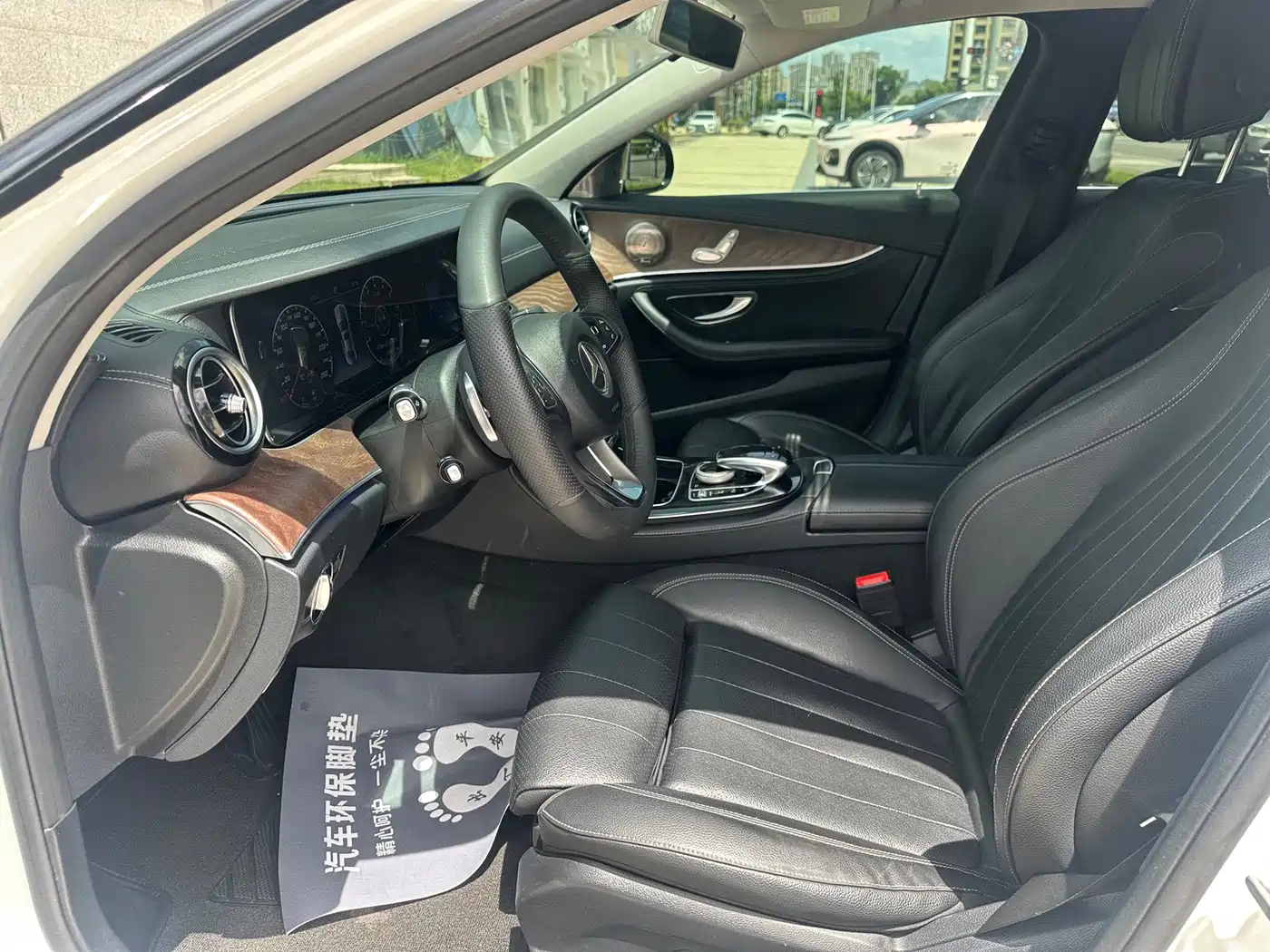 Mercedes-Benz E-Class 2016 E 200 L фото 6
