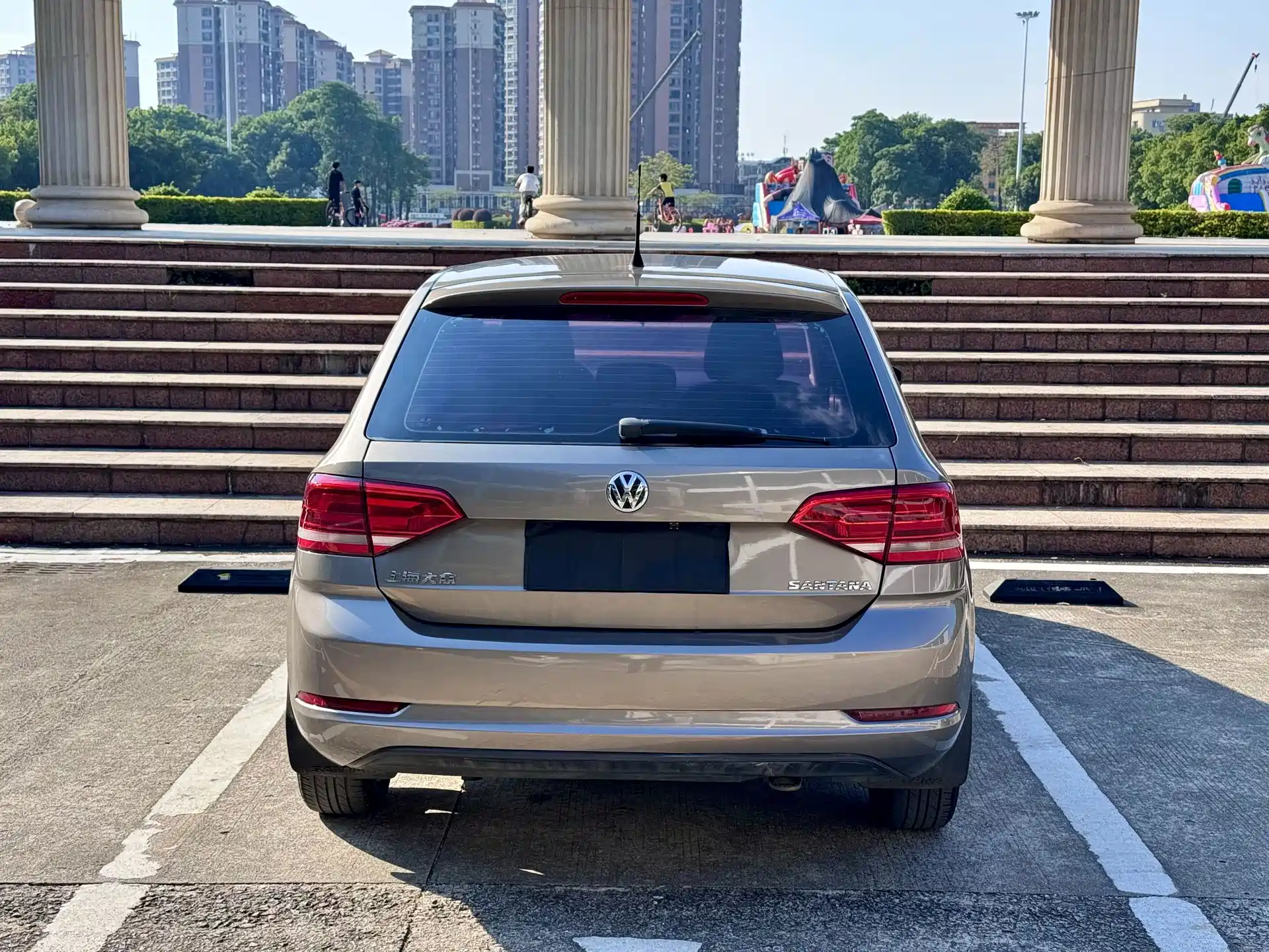 Photo 11 - Volkswagen Santana
