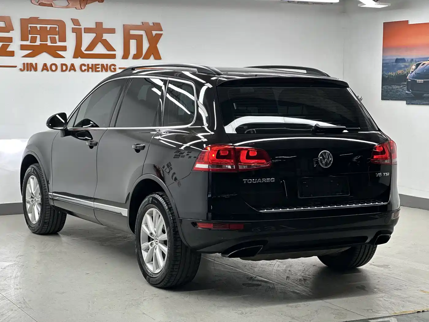 Volkswagen Touareg 2011 3.0TSI Standard фото 4