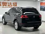 Фото 4 - Volkswagen Touareg