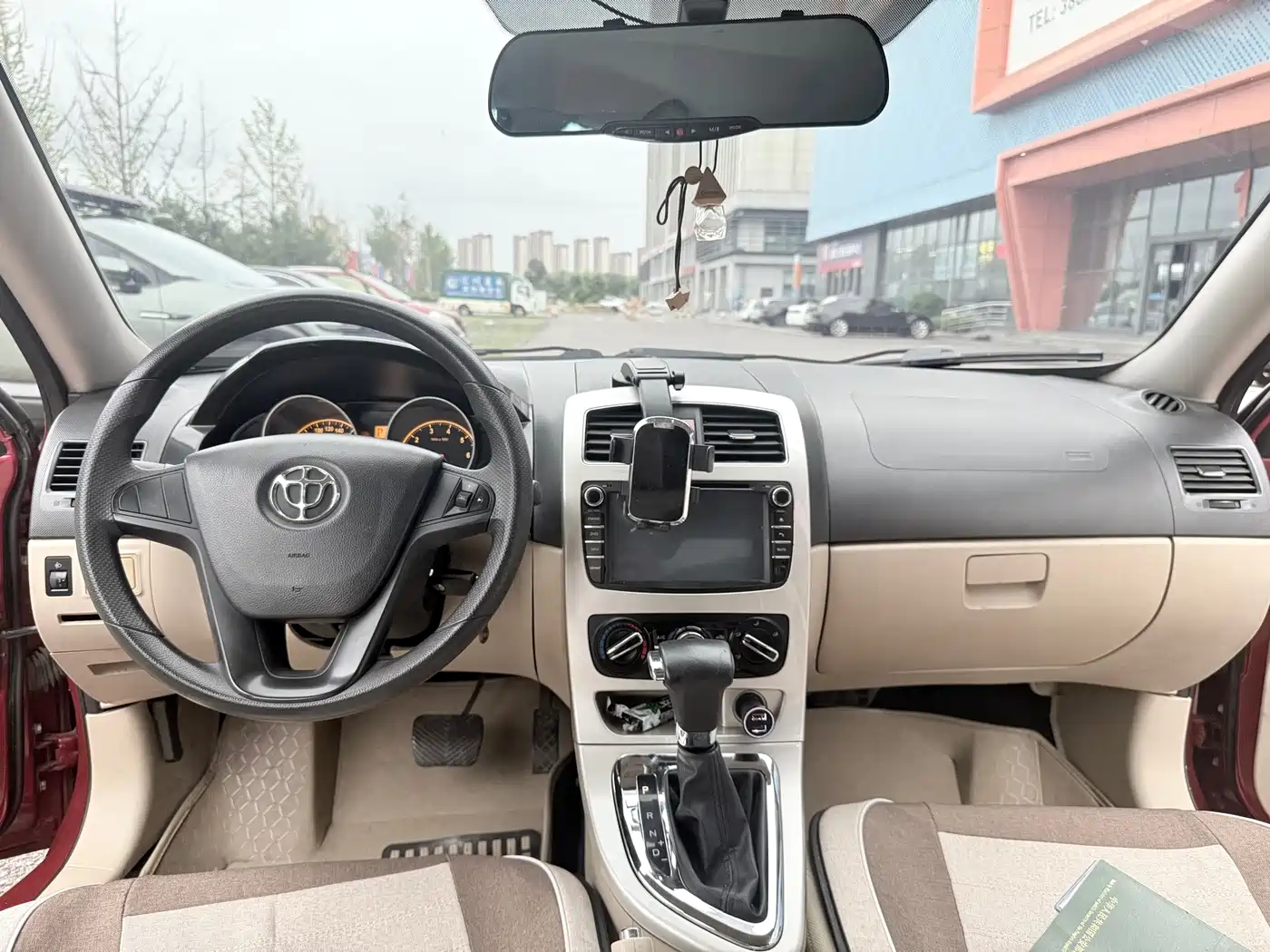 Zhonghua H330 2014 2013 1.5L Auto Comfort