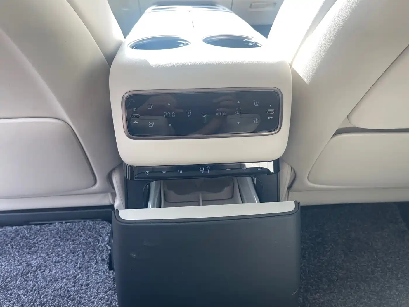 Li Auto MEGA 2025 2025 Ultra Smart Renewal Edition