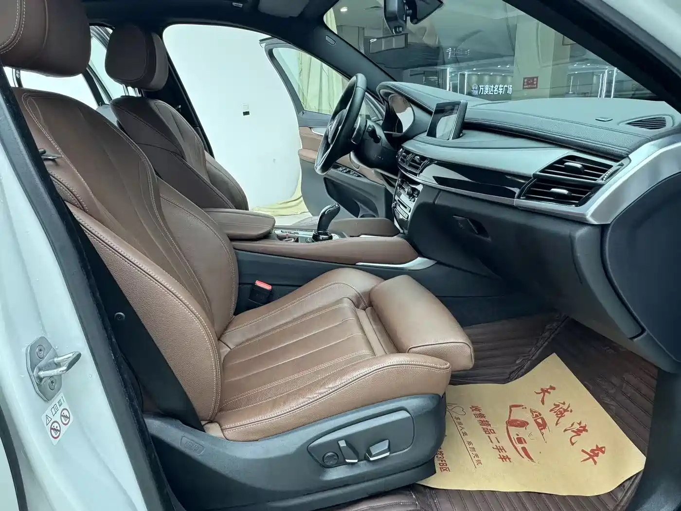 BMW X6 2018 xDrive35i Leading Model фото 12