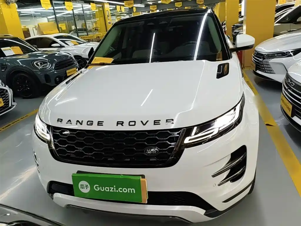 Land Rover Range Rover Evoque New Energy 2021 Range Rover Evoque L P300e Luxury фото 3