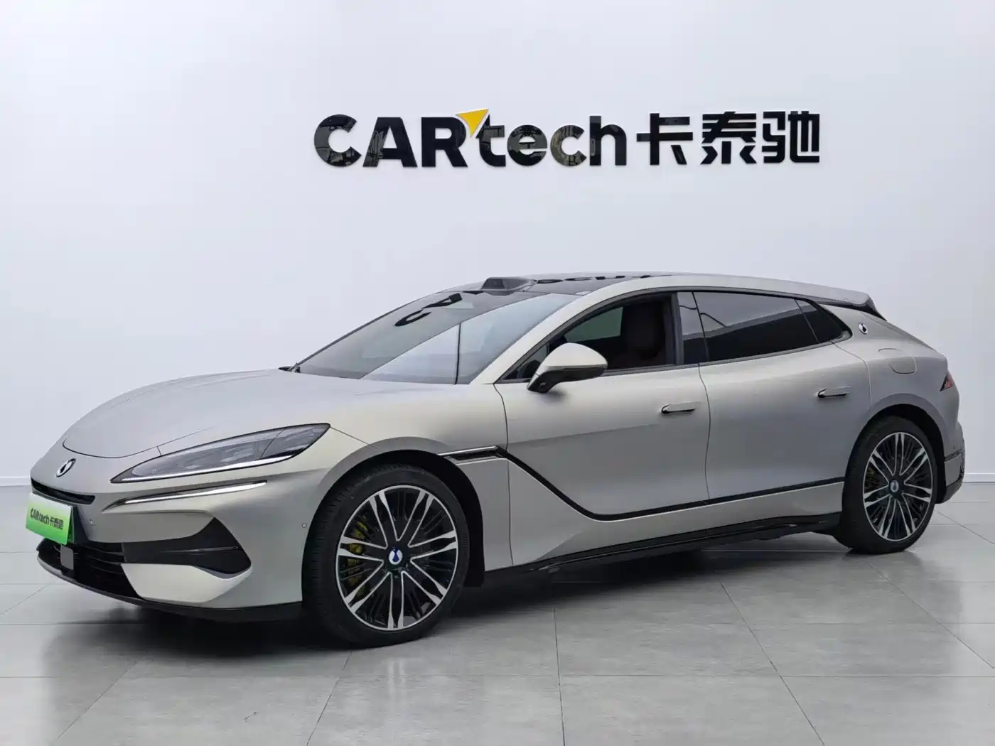 Denza Z9GT 2026 2026 Model Yi San Fang Flash Charge Flagship Edition