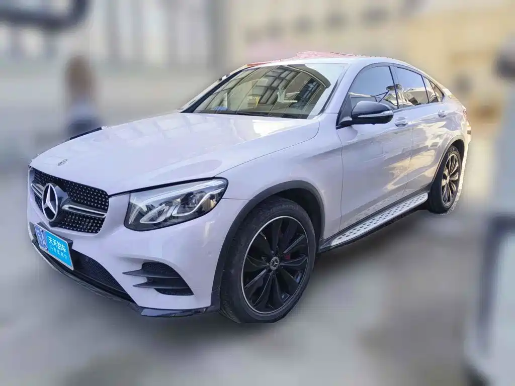 صورة 1 - Mercedes-Benz GLC Coupe