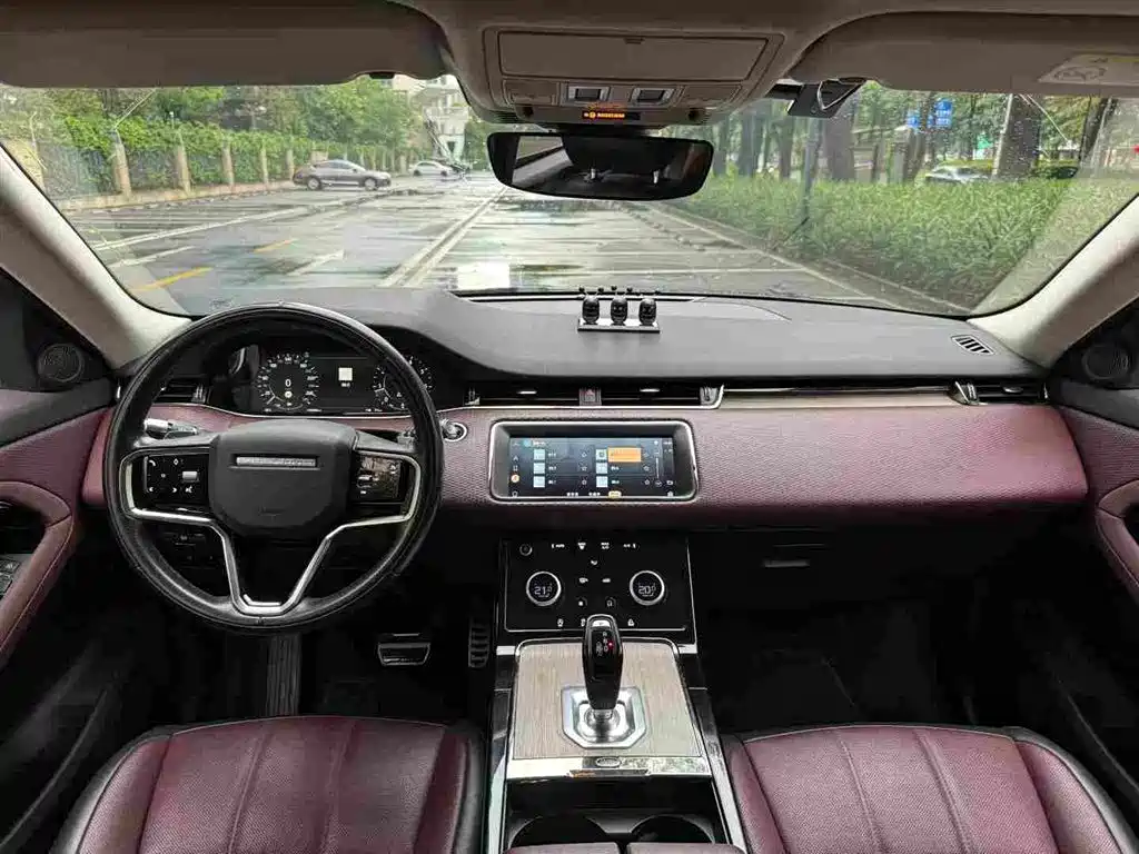 صورة 7 - Land Rover Range Rover Evoque