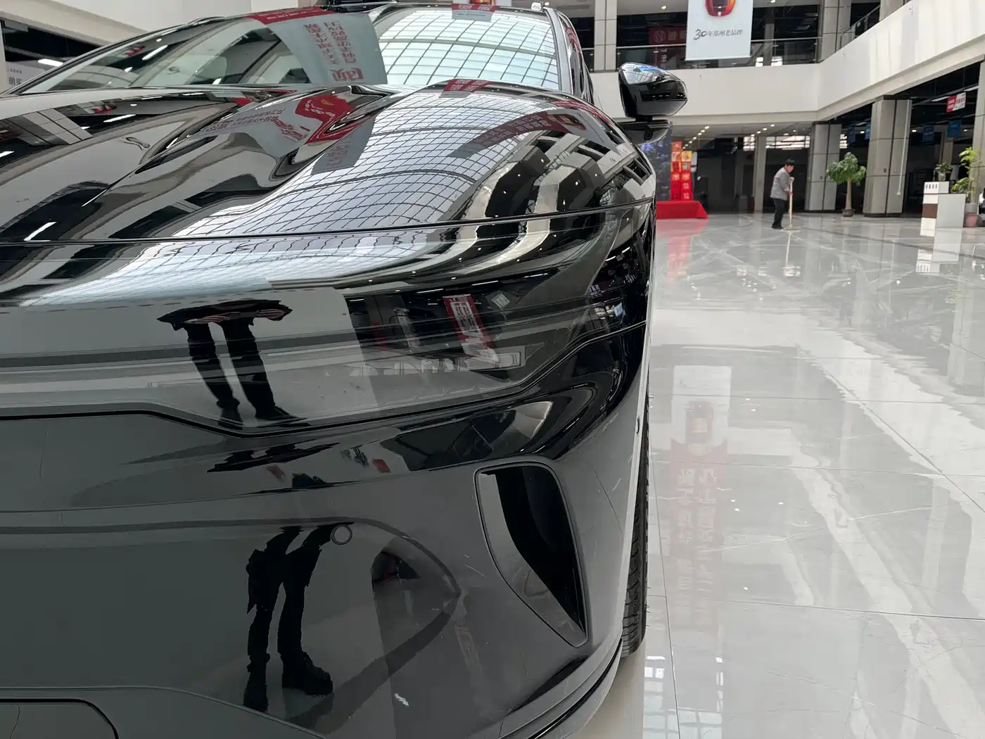 ZEEKR EXTREME KRYPTON 007GT