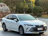 Photo 3 - Toyota Avalon