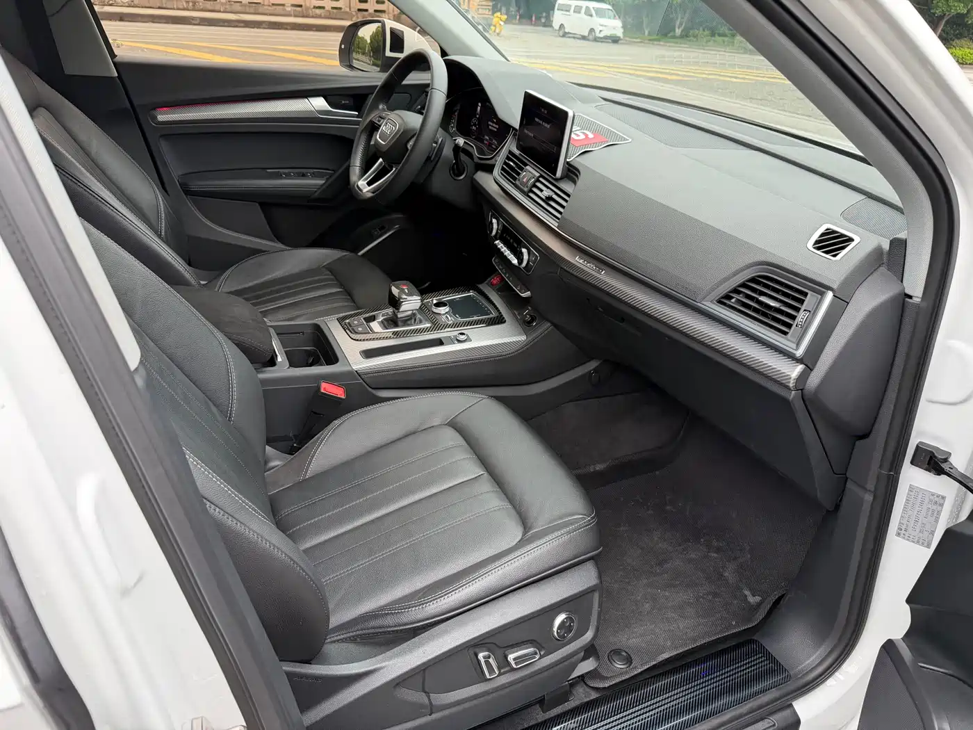 Audi Q5L 2020 45 TFSI Exclusive Fashion фото 11