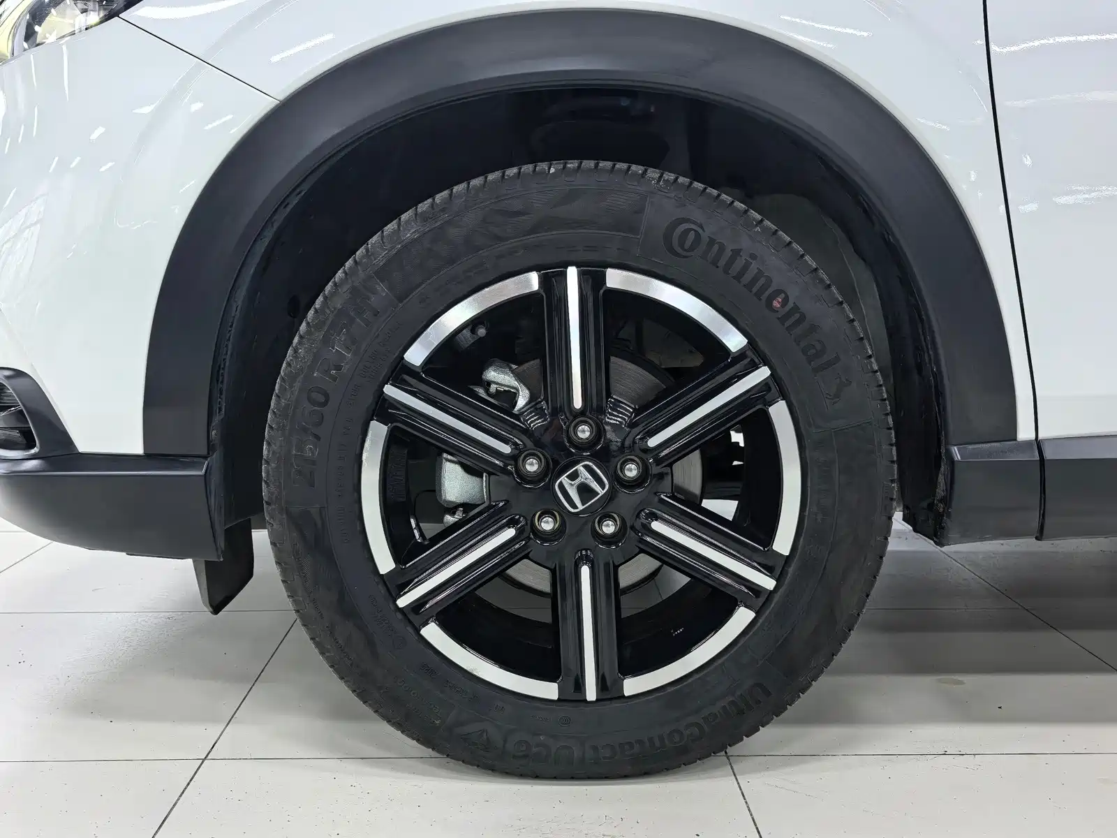 Photo 5 - Honda Vezel
