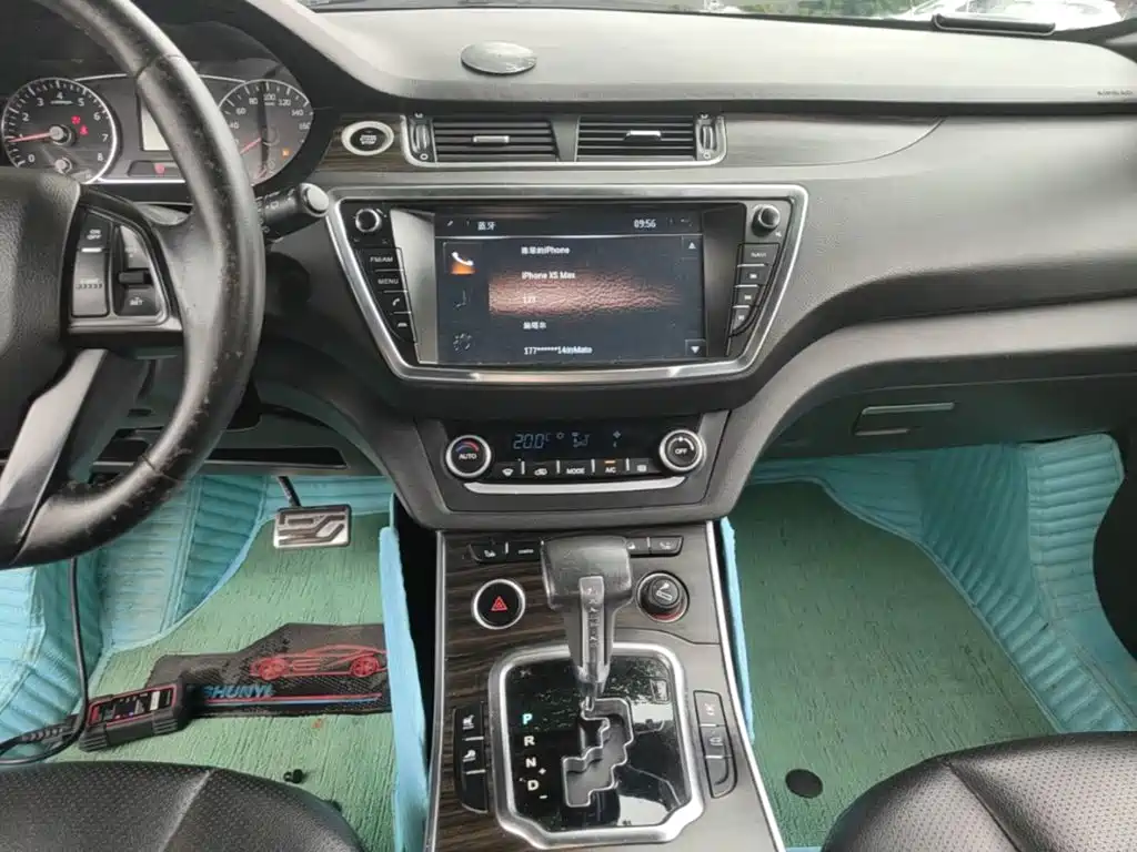 Landwind X7 2016 2015 2.0T Panorama Premium