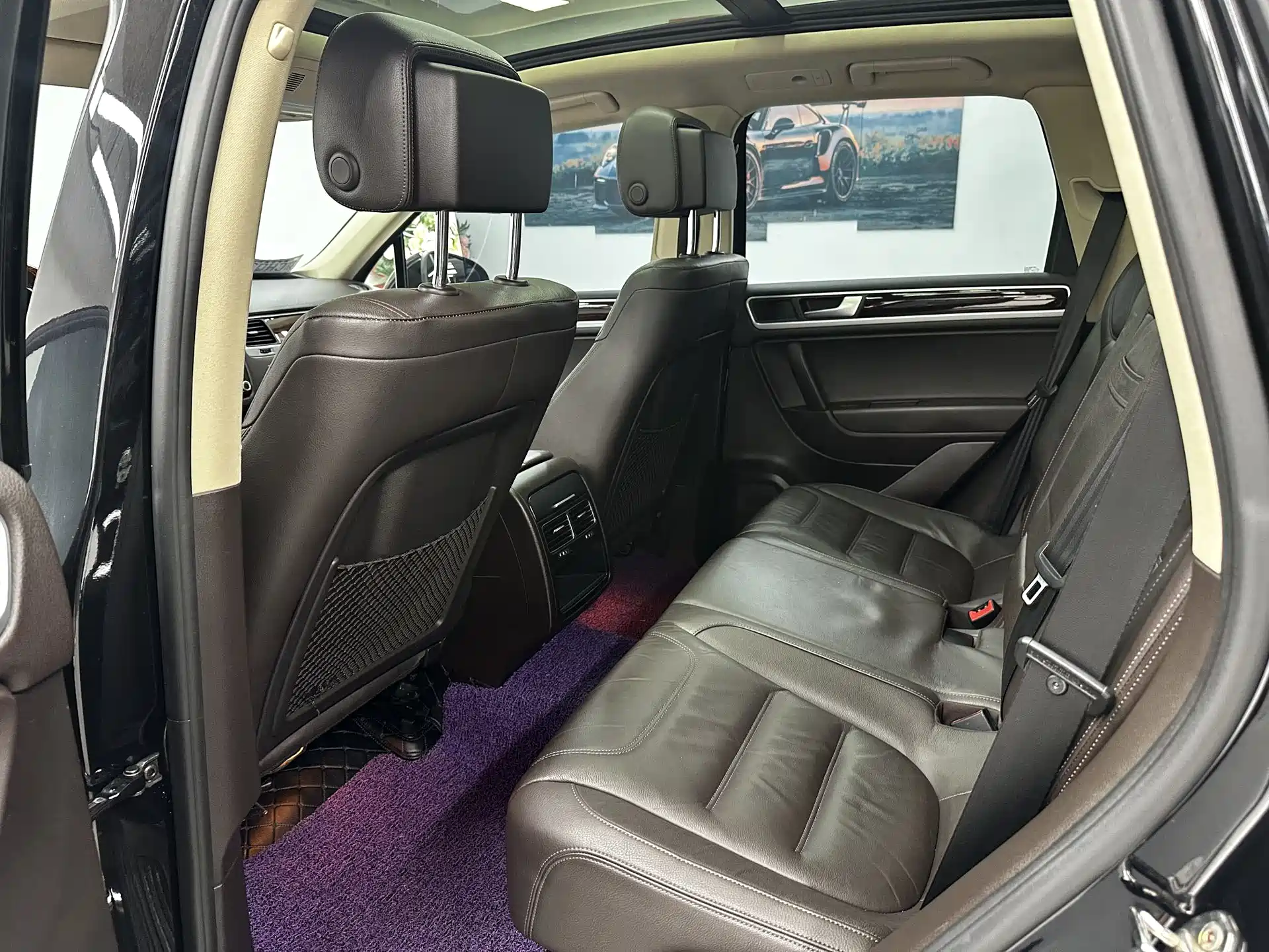 Фото 10 - Volkswagen Touareg