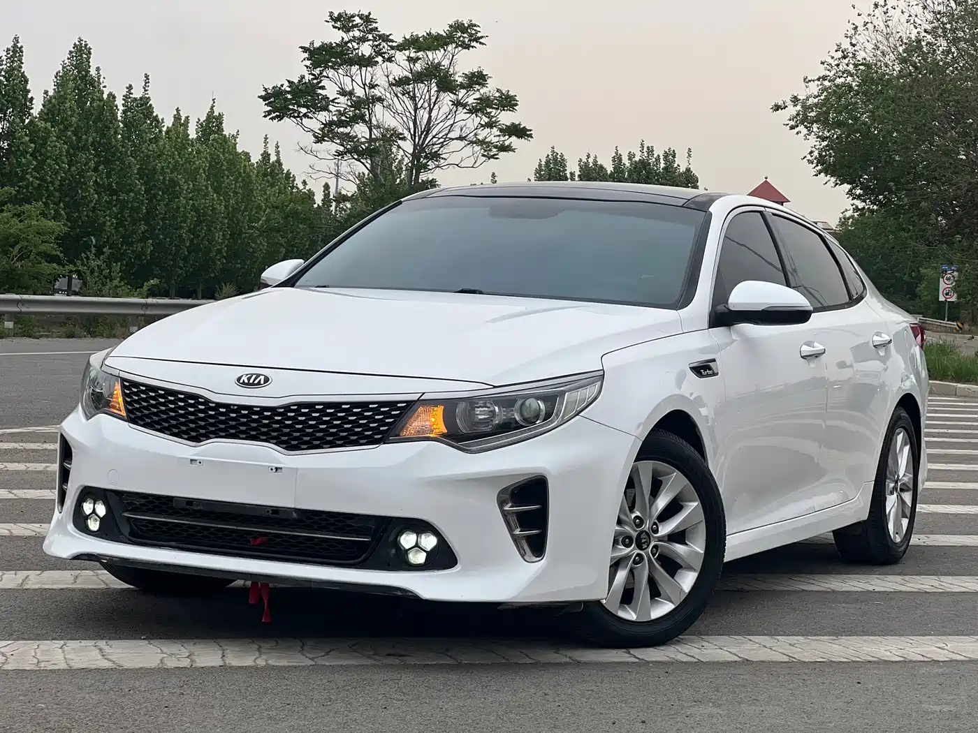 Kia K5 2016 1.6T Automatic LUX фото 13