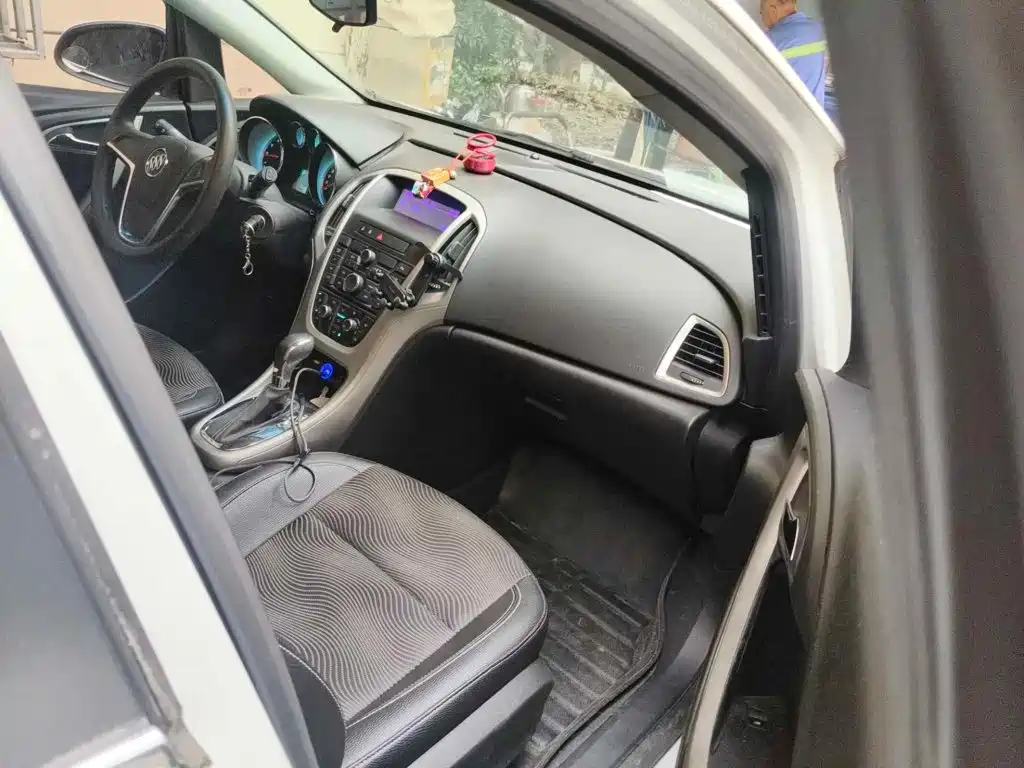 Фото 13 - Buick Excelle