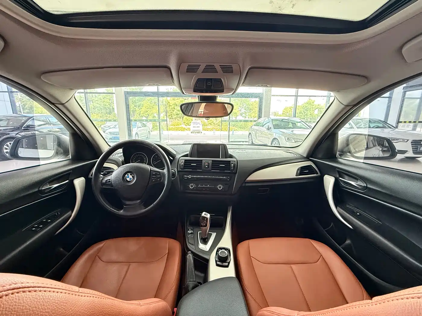 BMW 1 Series (Import) 2013 Facelift 116i Leading Model фото 15