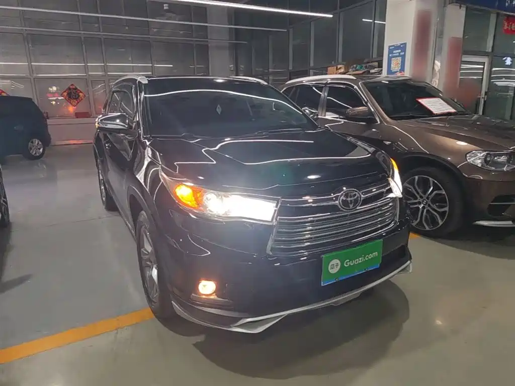 Toyota Highlander 2015 2.0T AWD Ultimate Edition 7-seater фото 4
