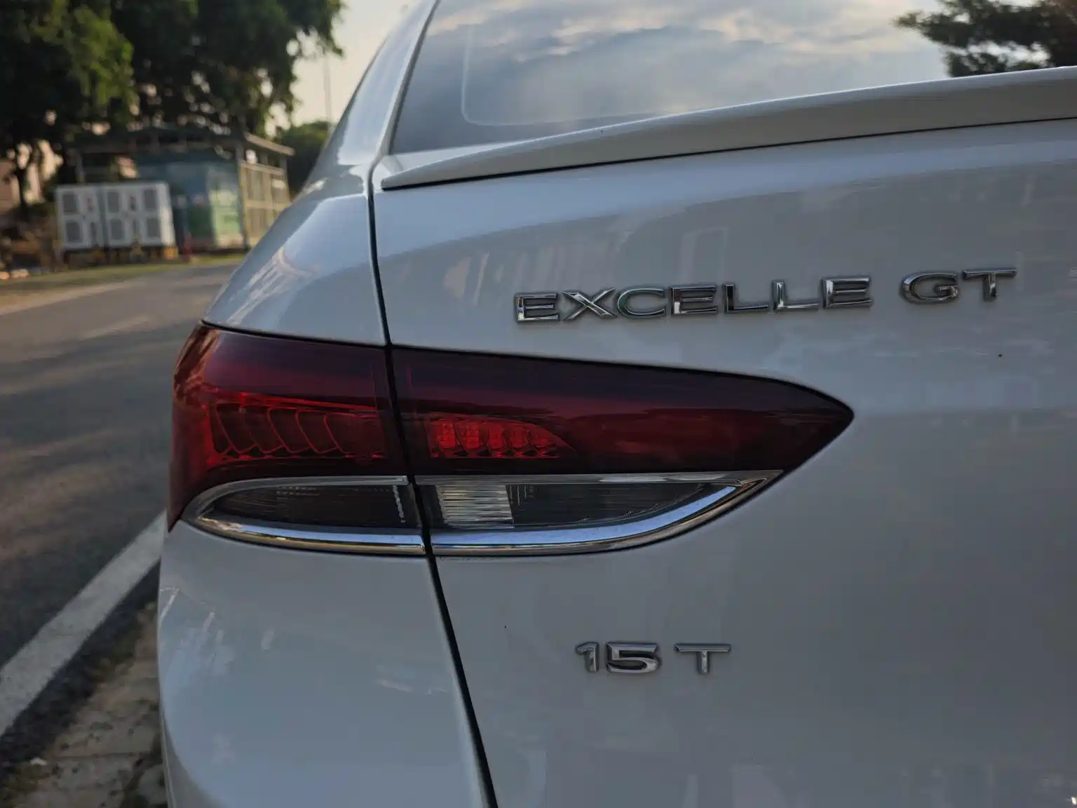 Фото 19 - Buick Excelle