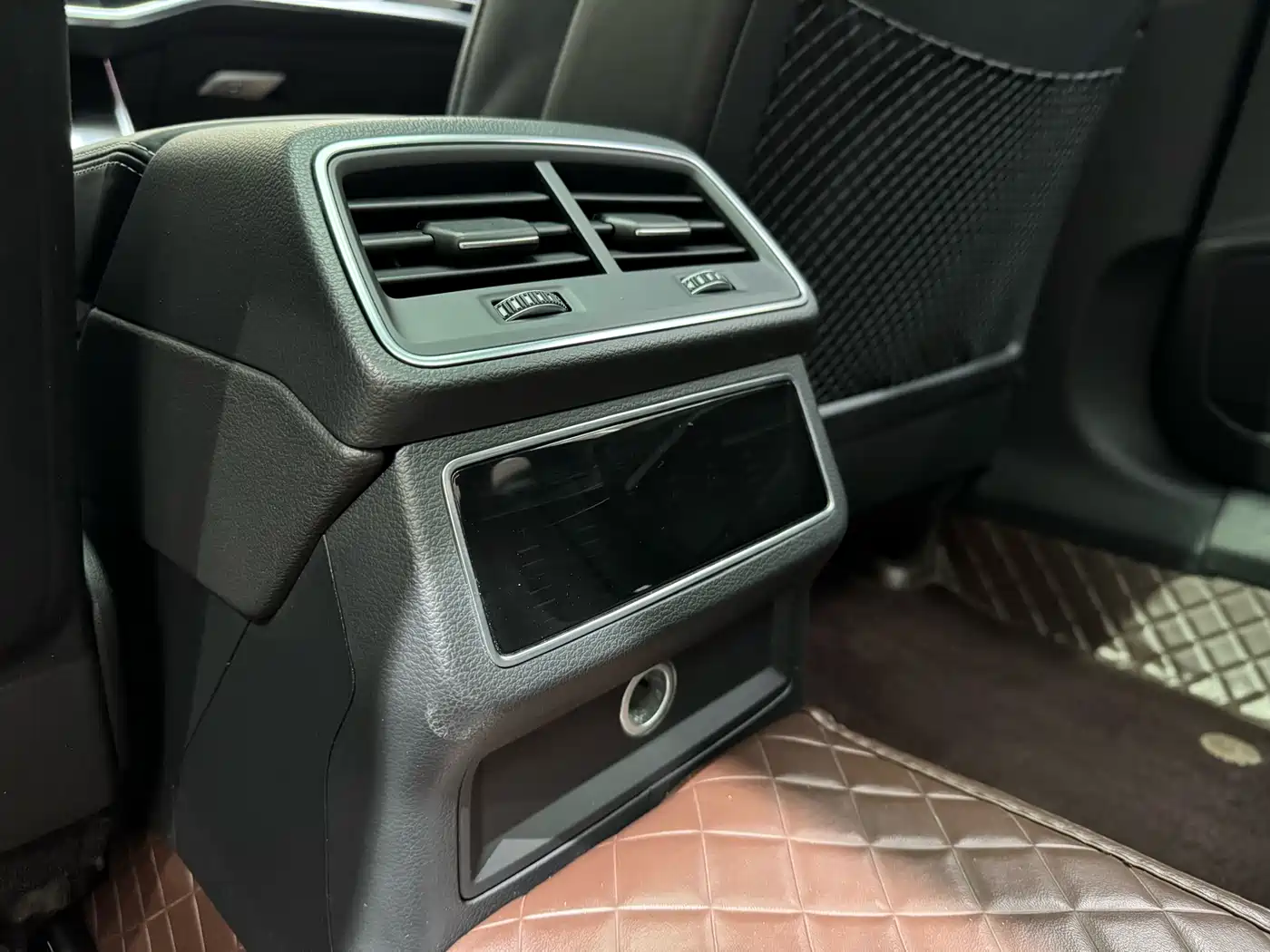 Audi A6L 2020 45 TFSI Premium Dynamic фото 20